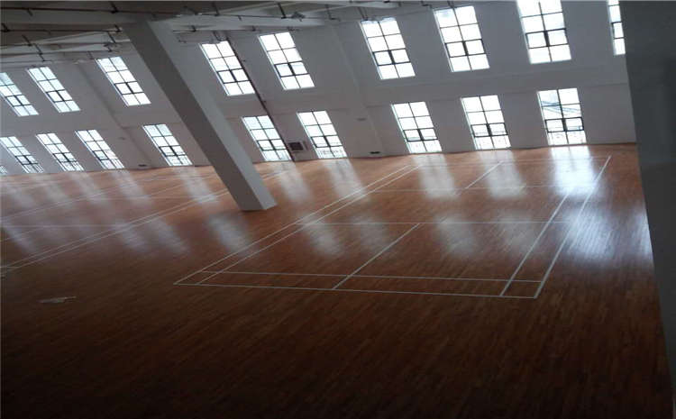 指接板乒乓球館木地板造價(jià)