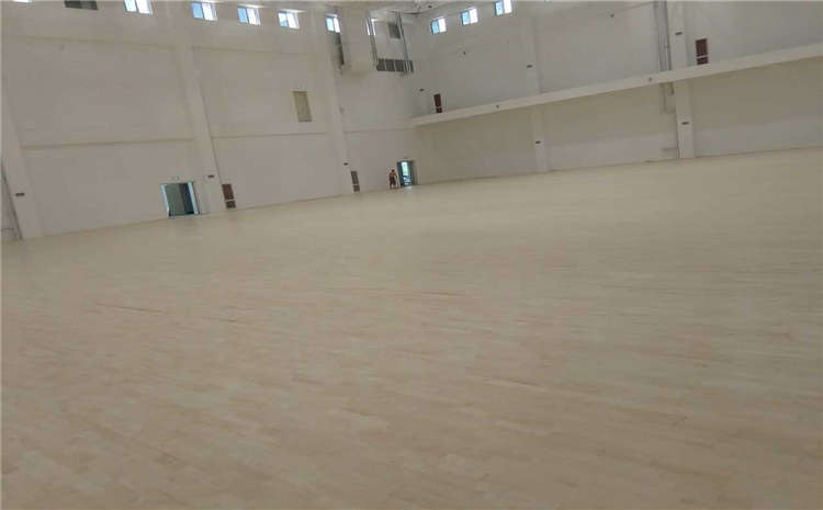 俄勒岡松木地板籃球館廠家哪家好？