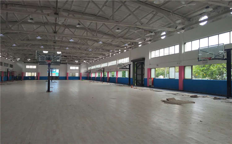 學(xué)校羽毛球館木地板怎么保養(yǎng)？
